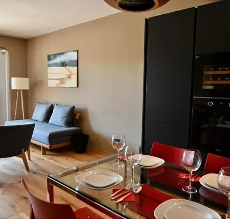 Come Home Apartment *