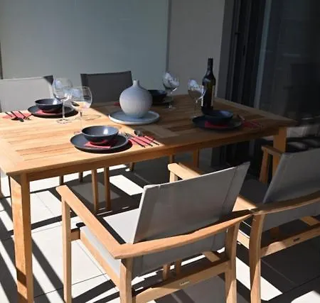 شقة Come Home Apartment *