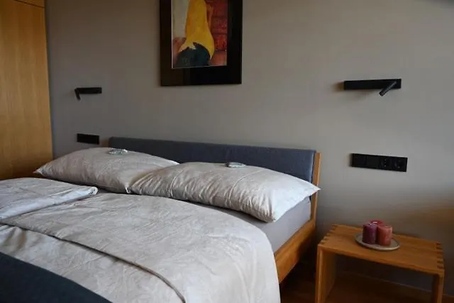 Come Home Apartment *