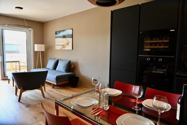 Come Home Apartment *